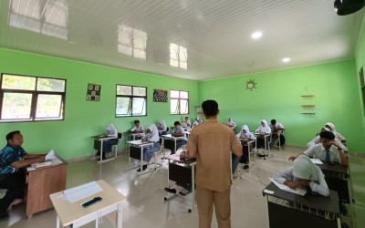 Penilaian Sumatif Akhir Jenjang (PSAJ) di SMK Negeri 1 Selat Nasik Tahun Pelajaran 2025/2026